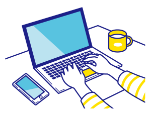 キーボードを打つ手元の写真